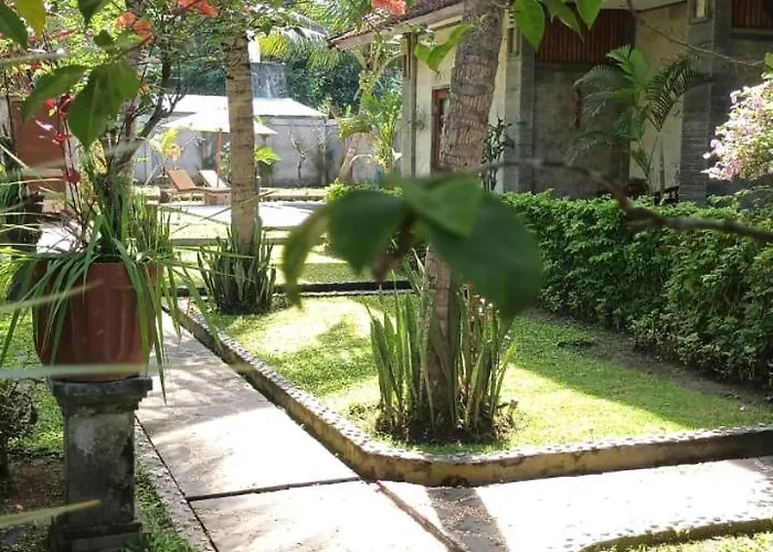 Asli Bali 4*